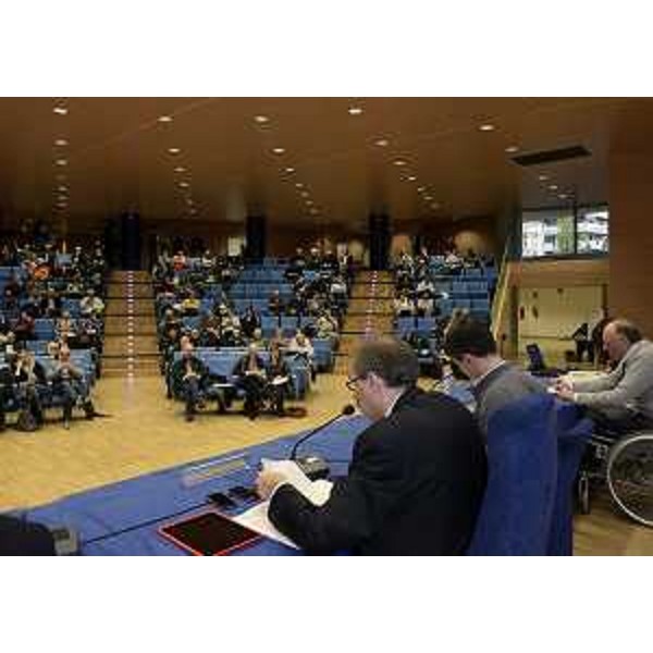 Gianni Torrenti (Assessore regionale Solidarietà) alla XIII Assemblea regionale del Volontariato del FVG. (Udine 09/11/13)