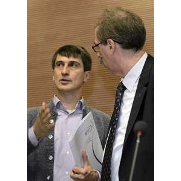Giorgio Volpe (Vicepresidente Comitato regionale Volontariato FVG) e Gianni Torrenti (Assessore regionale Solidarietà) alla XIII Assemblea regionale del Volontariato del FVG. (Udine 09/11/13)