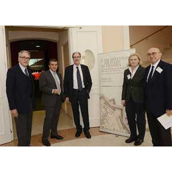 Gianni Torrenti (Assessore regionale Cultura) alla Tavola rotonda per la candidatura Unesco del sito transnazionale "Opere di difesa veneziana tra XVI e XVII secolo". (Palmanova 09/11/13)
