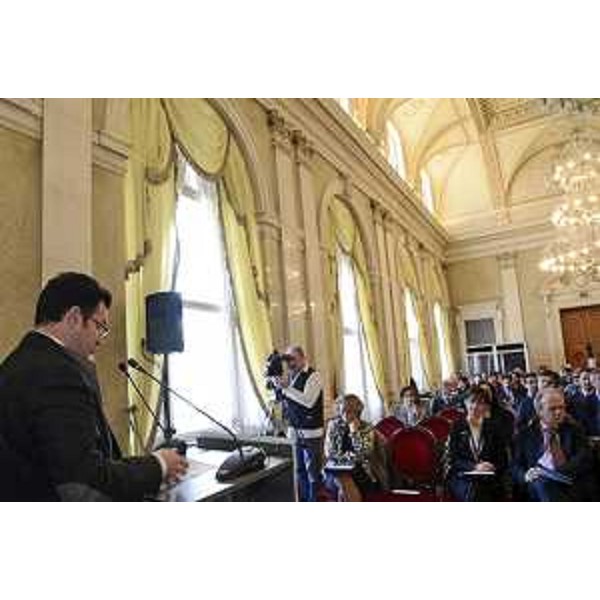 Franco Iacop (Presidente Consiglio regionale FVG) interviene alla Conferenza ministeriale del Progetto "ACROSSEE-Accessibility improved at border CROSsings for the integration of South East Europe", nella sede della Presidenza della Regione Friuli Venezia Giulia. (Trieste 12/11/13)