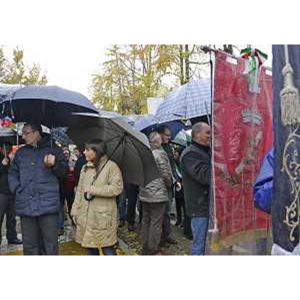 Sergio Bolzonello (Vicepresidente FVG e assessore regionale Attività produttive) e Debora Serracchiani (Presidente Friuli Venezia Giulia) alla manifestazione indetta in occasione dello sciopero generale. (Pordenone 15/11/13)