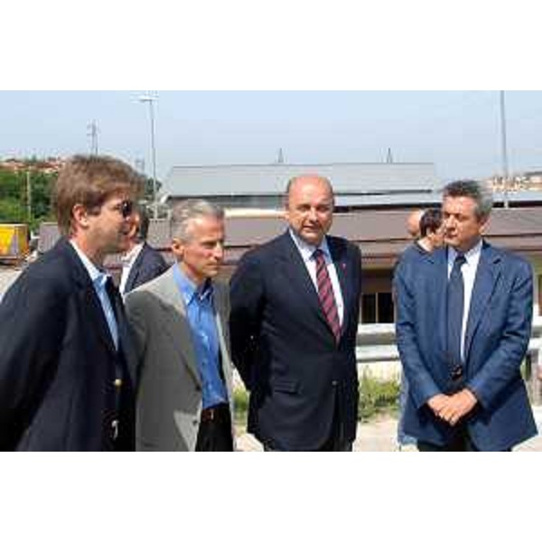 Riccardo Illy (Presidente della Regione Friuli Venezia Giulia) e Roberto Di Piazza (Sindaco di Trieste) durante il sopralluogo ai cantieri della grande viabilità triestina. (Trieste 21/05/07)