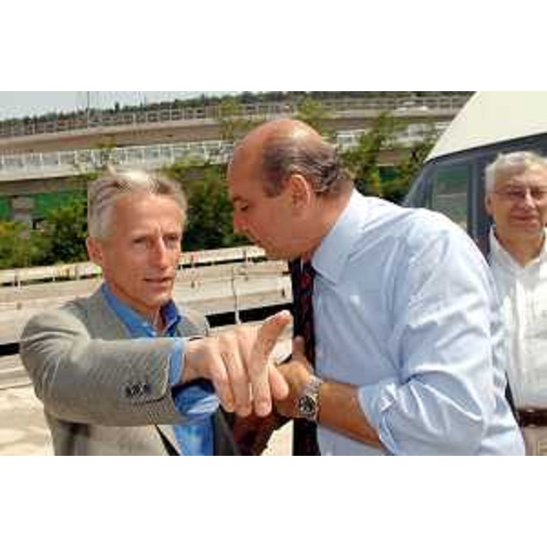 Riccardo Illy (Presidente della Regione Friuli Venezia Giulia) e Roberto Di Piazza (Sindaco di Trieste) durante il sopralluogo ai cantieri della grande viabilità triestina. (Trieste 21/05/07)