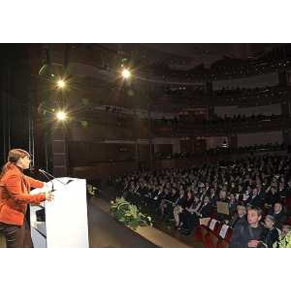 Debora Serracchiani (Presidente Friuli Venezia Giulia) interviene alla LX Premiazione del Lavoro e Progresso economico, al Teatro Nuovo. (Udine 18/11/13)