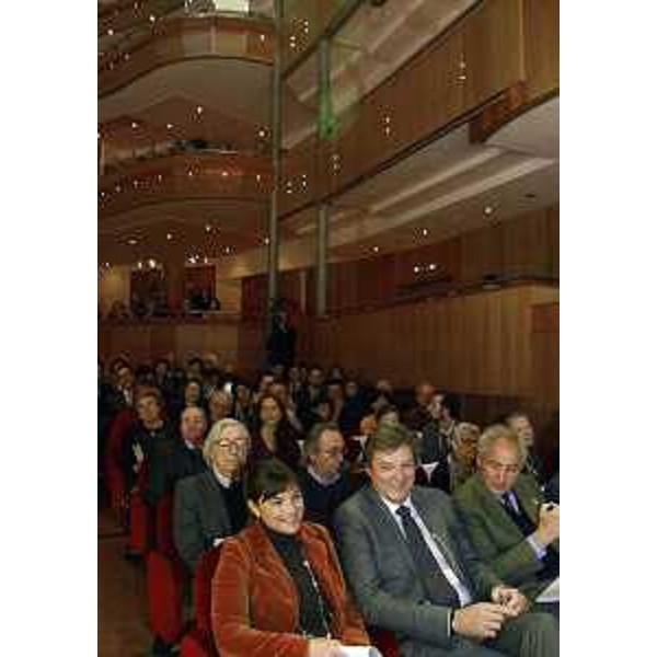 Debora Serracchiani (Presidente Friuli Venezia Giulia) e Giovanni Da Pozzo (Presidente Unioncamere FVG) alla LX Premiazione del Lavoro e Progresso economico, al Teatro Nuovo. (Udine 18/11/13)