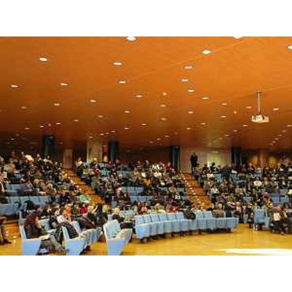 Auditorium della sede regionale di via Sabbadini durante la lezione sulla Legge anticorruzione - Udine 27/11/2013