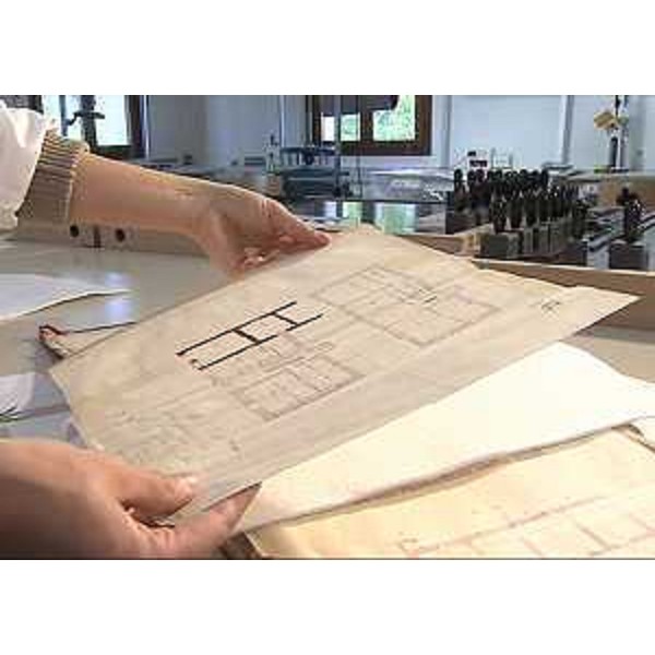 Un'antica mappa tavolare alla Scuola regionale per la Conservazione ed il Restauro dei Beni culturali di Villa Manin (Codroipo)