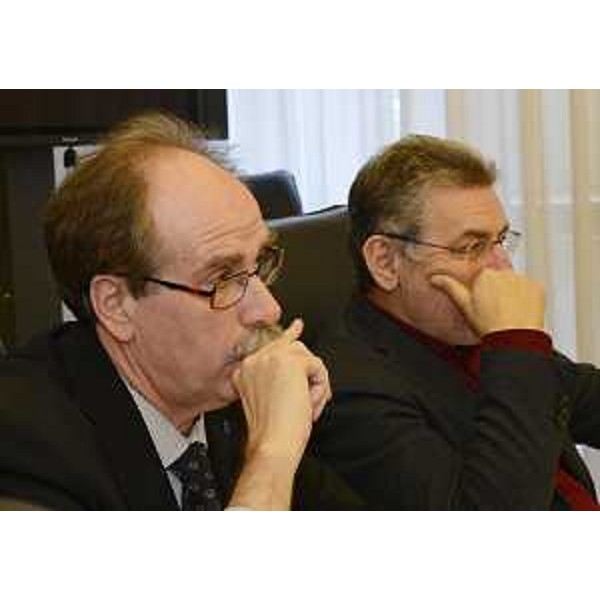 Gianni Torrenti (Assessore regionale Cultura, Sport, Solidarietà) e Alessandro Colautti (Consigliere regionale) all'avvio dell'esame della Finanziaria 2014, in I Commissione consiliare - Trieste 28/11/2013