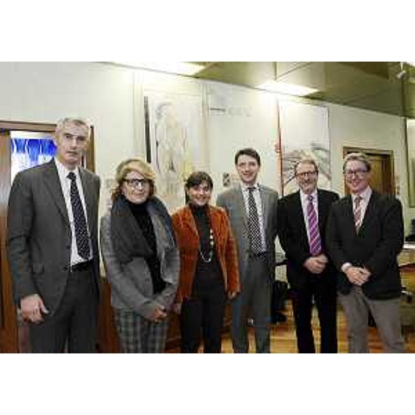 Maria Sandra Telesca (Assessore regionale Salute) e Debora Serracchiani (Presidente Friuli Venezia Giulia) con i direttori generali Paolo Bordon (ASS 5 Bassa Friulana), Luciano Zanelli (Azienda ospedaliera Santa Maria degli Angeli), Nicola Delli Quadri (ASS 6 Friuli Occidentale) e Fabio Samani (ASS 1 Triestina) - Trieste 29/11/2013