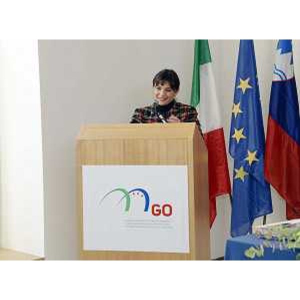 Intervento di Debora Serracchiani (Presidente Friuli Venezia Giulia) alla seduta solenne del GECT-Gruppo Europeo di Cooperazione Territoriale italo-sloveno "GO" - Gorizia 06/12/2013