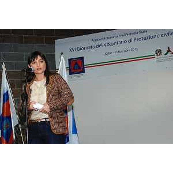 Debora Serracchiani (Presidente Friuli Venezia Giulia) interviene alla XVI Giornata del Volontario di Protezione civile - Udine 07/12/2013