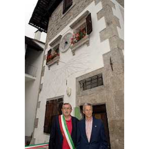 Riccardo Illy (Presidente Regione Friuli Venezia Giulia) e Gino Rinaldi (Sindaco Prato Carnico) all'inaugurazione del "Percorso espositivo dell'orologeria monumentale" a Pesariis. (Pesariis 25/05/07)