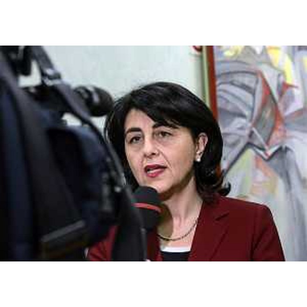 Mariagrazia Santoro (Assessore regionale Infrastrutture, Mobilità, Pianificazione territoriale, Lavori pubblici, Università) alla fine della riunione della Giunta regionale - Trieste 13/12/2013