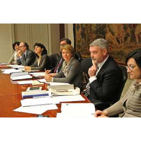 Gli assessori regionali Panariti (Lavoro), Torrenti (Cultura), Santoro (Infrastrutture), Peroni (Finanze), Telesca (Salute), Panontin (Funzione pubblica) e Vito (Ambiente) durante la riunione della Giunta regionale - Trieste 27/12/2013