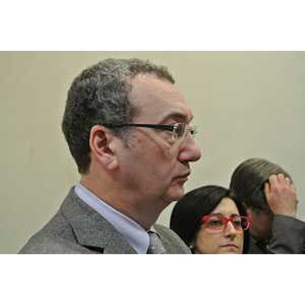 Sergio Bolzonello (Vicepresidente Friuli Venezia Giulia) durante l'incontro con le delegazioni di lavoratori degli stabilimenti Electrolux di Porcia (PN) e di Susegana (TV) - Trieste 17/01/2014