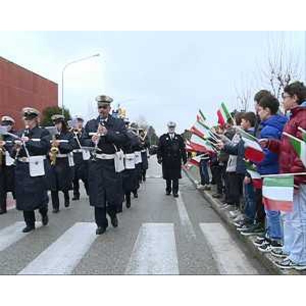 Agenti di Polizia alle celebrazioni per la V Giornata regionale della Polizia locale e del suo patrono San Sebastiano - Azzano X 20/01/2014