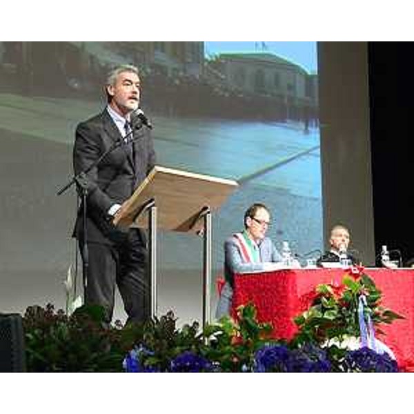 Paolo Panontin (Assessore regionale Funzione pubblica) alle celebrazioni per la V Giornata regionale della Polizia locale e del suo patrono San Sebastiano - Azzano X 20/01/2014