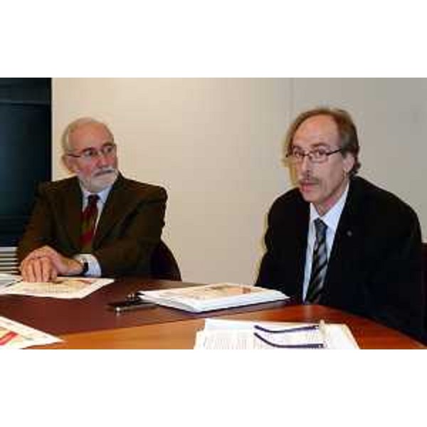 Gianluigi Chiozza (Presidente Fondazione Cassa di Risparmio Gorizia) e Gianni Torrenti (Assessore regionale Cultura) alla presentazione di "Itinerario Grande Guerra. Laboratori creativi 2014" - Gorizia 20/01/2014