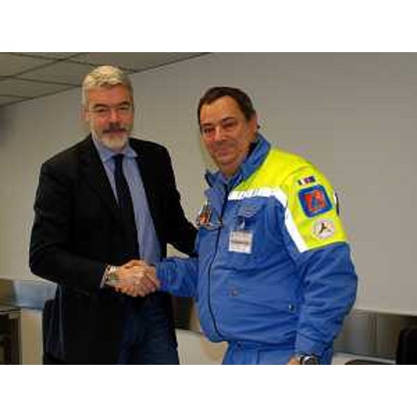 Paolo Panontin (Assessore regionale Protezione civile) con Giovanni Giol (presidente Associazione Radioamatori Italiani) – Palmanova 27/01/2014