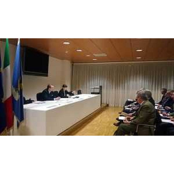 Debora Serracchiani (Presidente Friuli Venezia Giulia) e Sergio Bolzonello (Vicepresidente FVG e assessore regionale Attività produttive) alla riunione per la concertazione sulla situazione Electrolux – Udine 03/02/2014