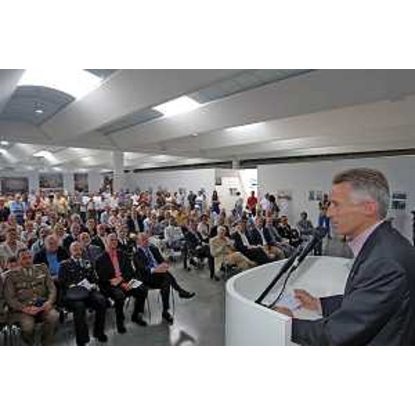 Riccardo Illy (Presidente Regione Friuli Venezia Giulia) all'inaugurazione dell'aerocampo "La Comina". (Pordenone 09/06/07)