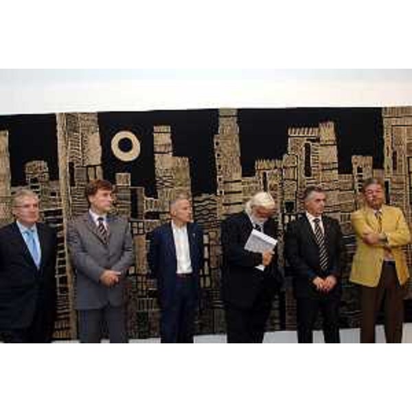 Riccardo Illy (Presidente Regione Friuli Venezia Giulia) e Roberto Antonaz (Assessore regionale Cultura) all'inaugurazione della mostra "Spacal, dall'identità al segno" nella Chiesa di San Lorenzo a San Vito al Tagliamento. (San Vito al Tagliamento 10/06/07)