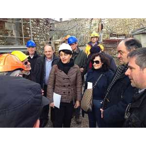 Mariagrazia Santoro (Assessore regionale Lavori pubblici) visita i cantieri dei lavori di recupero del castello - Colloredo di Monte Albano 15/02/2014