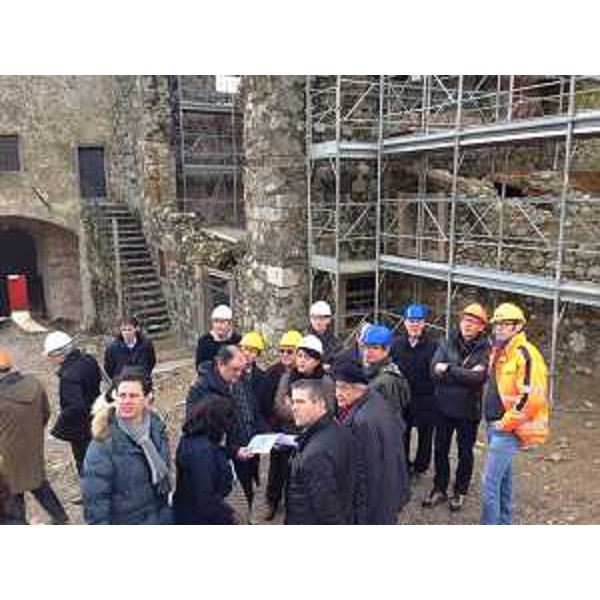 Mariagrazia Santoro (Assessore regionale Lavori pubblici) visita i cantieri dei lavori di recupero del castello - Colloredo di Monte Albano 15/02/2014