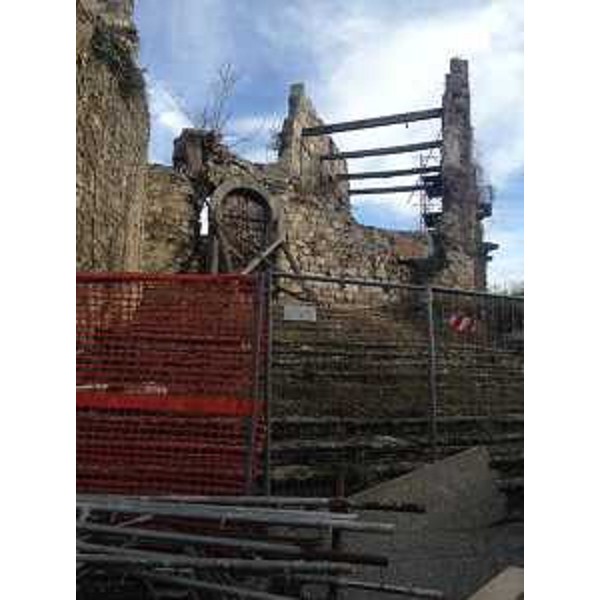 Il cantiere dei lavori di recupero del castello - Colloredo di Monte Albano 15/02/2014