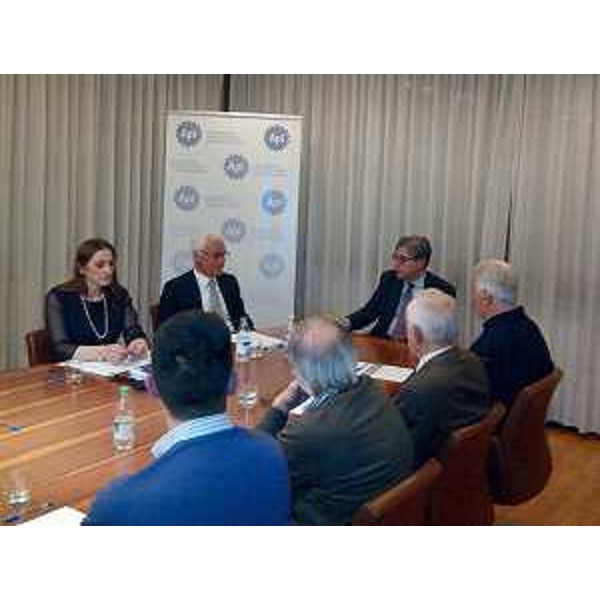 Francesco Peroni (Assessore regionale Finanze) con il Consiglio generale e il Collegio sindacale dell'Associazione Piccole e Medie Industrie del Friuli Venezia Giulia - Confapi FVG - Udine 17/02/2014