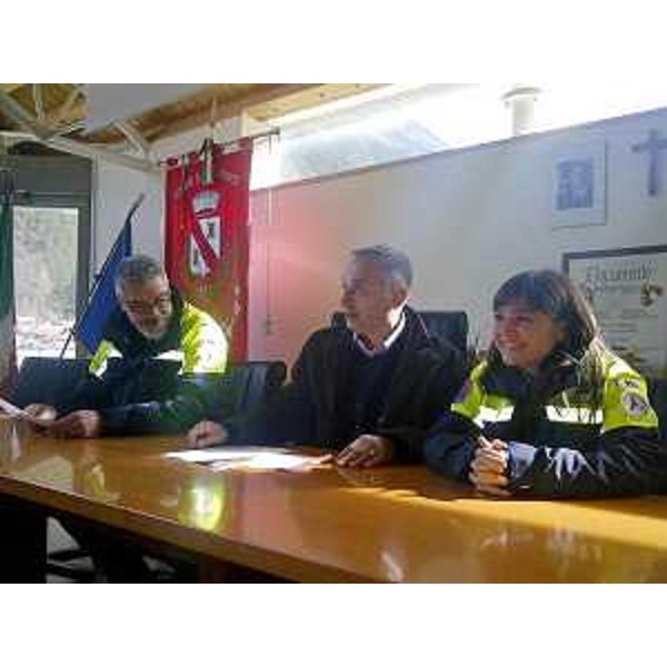 Paolo Panontin (Assessore regionale Protezione civile), Luigi Marcon (Sindaco Chiusaforte) e Debora Serracchiani (Presidente Friuli Venezia Giulia) - Chiusaforte 18/02/2014