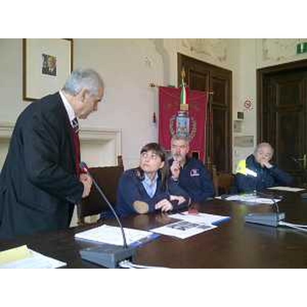 Luigi Clauderotti (Vicesindaco Comune Pontebba), Debora Serracchiani (Presidente Friuli Venezia Giulia) e Paolo Panontin (Assessore regionale Protezione civile) - Pontebba 18/02/2014