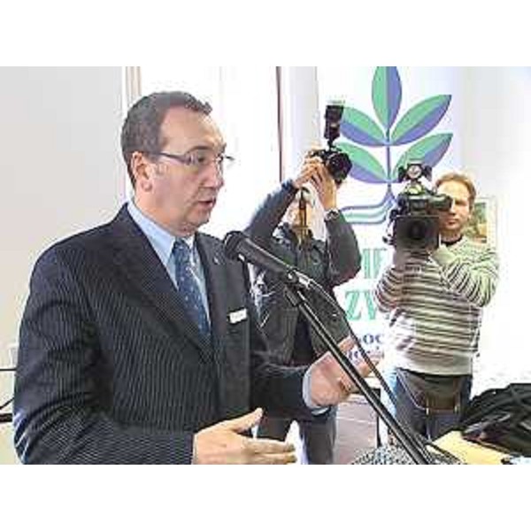Sergio Bolzonello (Vicepresidente FVG e assessore regionale Attività produttive) interviene all'inaugurazione della nuova sede della Kmecka Zveza-Associazione Agricoltori, in via Ghega - Trieste 21/02/2014