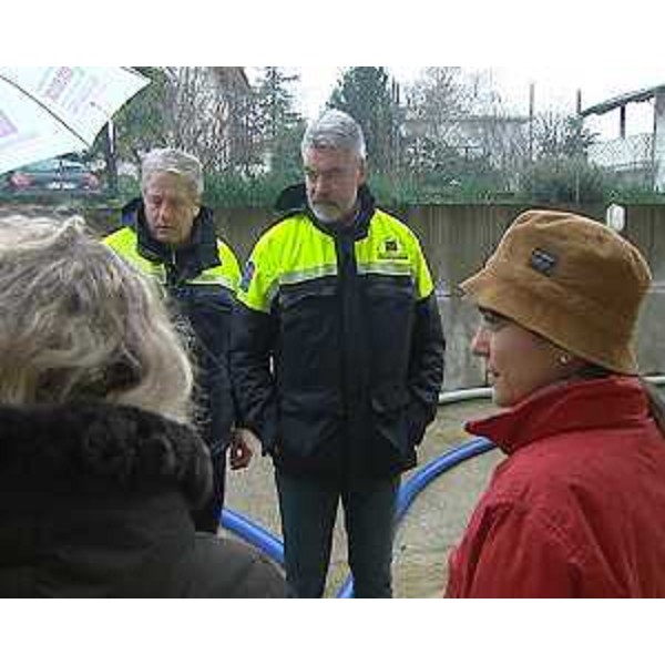 Guglielmo Berlasso (Direttore Protezione civile FVG), Paolo Panontin (Assessore regionale Protezione civile) e Debora Serracchiani (Presidente Friuli Venezia Giulia) durante il sopralluogo alle zone colpite dall'innalzamento delle falde acquifere - 22/02/2014
