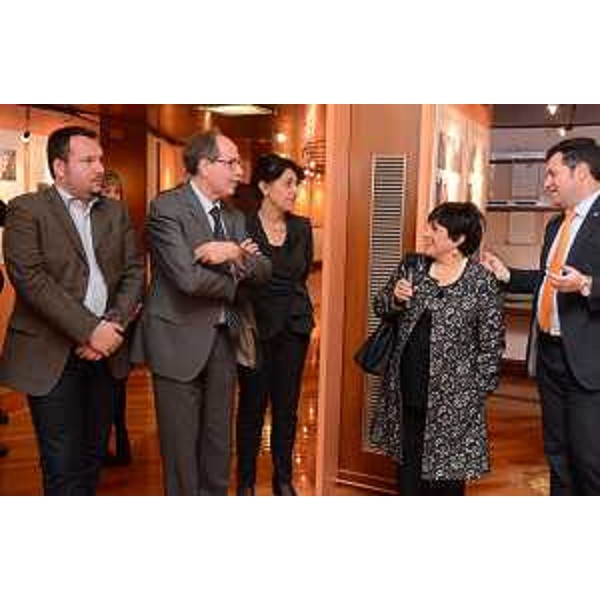 Gli assessori regionali Gianni Torrenti (Cultura) e Mariagrazia Santoro (Pianificazione territoriale), Maria Giulia Picchione (Soprintendente Beni architettonici e paesaggistici Friuli Venezia Giulia) e Franco Iacop (Presidente Consiglio regionale) all'inaugurazione della mostra "Vajont. Paesaggio e architettura a cinquant'anni dal disastro" in Consiglio regionale - Trieste 26/02/2014