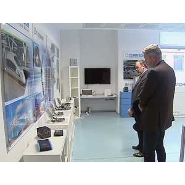 Paolo Panontin (Assessore regionale Funzione pubblica, Autonomie locali, Coordinamento Riforme, Protezione civile) visita l'Eurotech S.p.A. - Amaro 03/03/2014