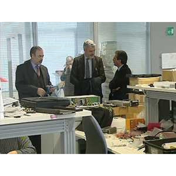 Paolo Panontin (Assessore regionale Funzione pubblica, Autonomie locali, Coordinamento Riforme, Protezione civile) visita l'Eurotech S.p.A. - Amaro 03/03/2014