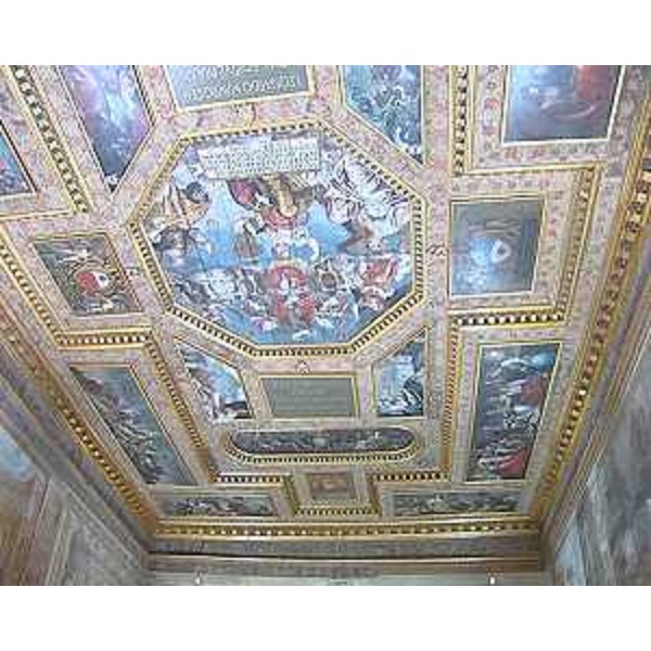 Soffitto di una sala del Castello nel giorno del suo passaggio all'Amministrazione comunale - Udine 04/03/2014