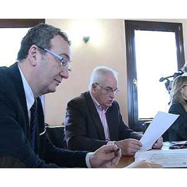 Sergio Bolzonello (Vicepresidente FVG e assessore regionale Attività produttive) ed Enzo Cainero (Organizzatore Tappe Giro in FVG) alla presentazione della Tappa Maniago - Monte Zoncolan del 97° Giro d'Italia - Pordenone 04/03/2014