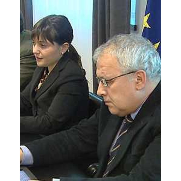 Debora Serracchiani (Presidente Friuli Venezia Giulia) e Roberto Finardi (Direttore generale Regione FVG) durante l'incontro con i direttori centrali dell'Amministrazione regionale - Udine 04/03/2014