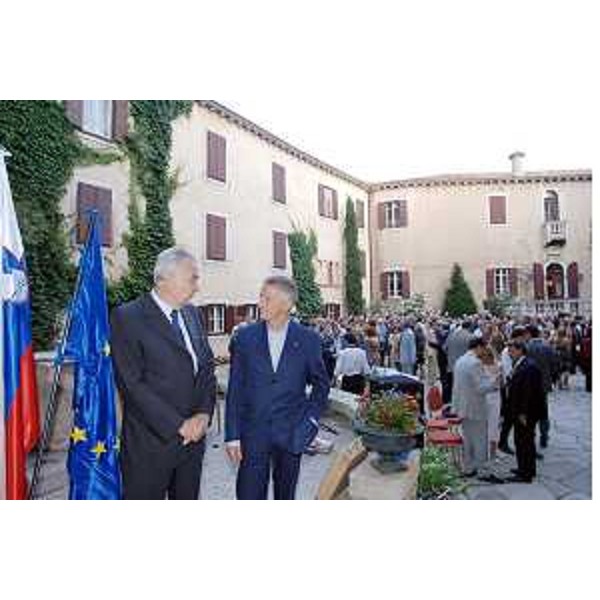Riccardo Illy (Presidente Regione Friuli Venezia Giulia) e Joze Susmelj (Console generale Slovenia a Trieste) alla celebrazione della festa nazionale della Slovenia, al Castello di Duino. (Duino -TS- 21/06/07) 