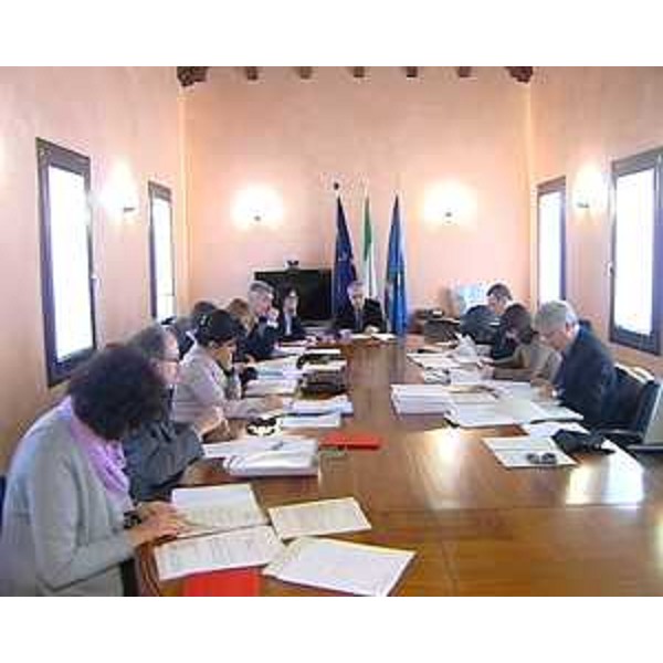 Riunione della Giunta regionale presieduta da Debora Serracchiani (Presidente Friuli Venezia Giulia) - Pordenone 07/03/2014