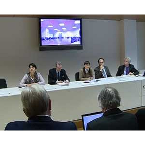 Mariagrazia Santoro (Assessore regionale Pianificazione territoriale), Sergio Bolzonello (Vicepresidente FVG e assessore regionale Attività produttive) e Debora Serracchiani (Presidente Friuli Venezia Giulia) presentano la "proposta finale" per salvare il Consorzio Aussa Corno - Udine 07/03/2014