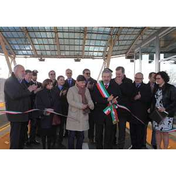 Debora Serracchiani (Presidente Friuli Venezia Giulia) e Furio Honsell (Sindaco Udine) inaugurano nuove infrastrutture al Centro agroalimentare all'ingrosso - Udine 10/03/2014