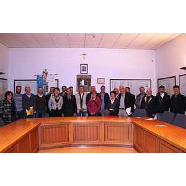 Mariagrazia Santoro (Assessore regionale Infrastrutture e Mobilità) con gli amministratori della Comunità montana della Carnia, in Municipio - Ovaro 20/03/2014