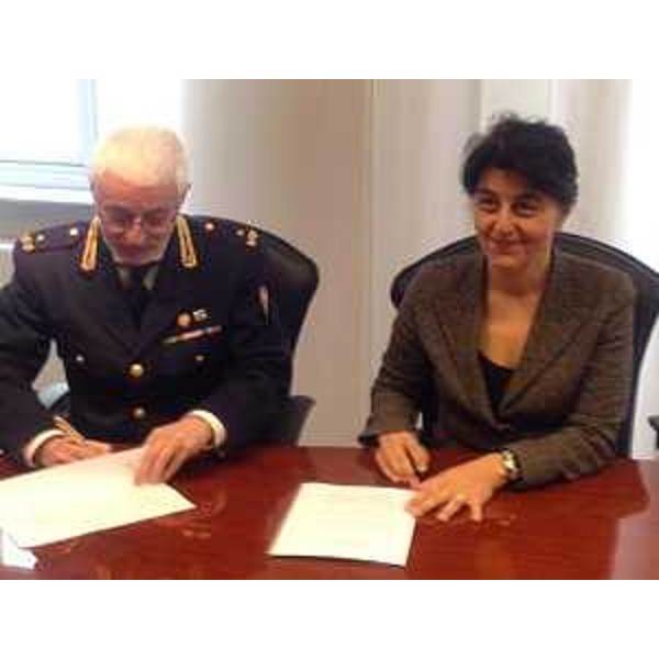 Luciano D'Agata (Dirigente Compartimento Polizia Stradale FVG) e Mariagrazia Santoro (Assessore regionale Infrastrutture e Mobilità) - Trieste 26/03/2014