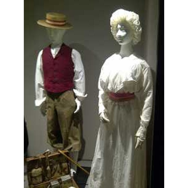 Abiti esposti nella nuova ala del Museo della Moda e delle Arti Applicate, a Borgo Castello - Gorizia 28/03/2014