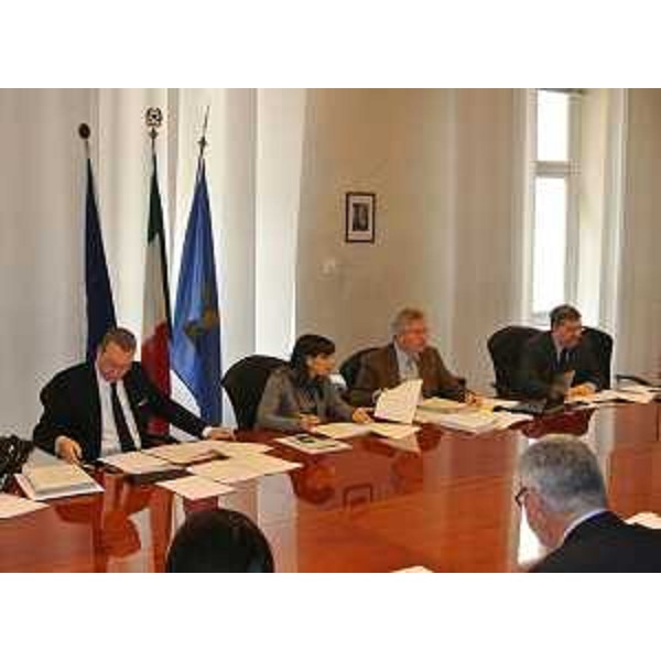 Riunione della Giunta regionale presieduta da Debora Serracchiani (Presidente Friuli Venezia Giulia) - Trieste 04/04/2014