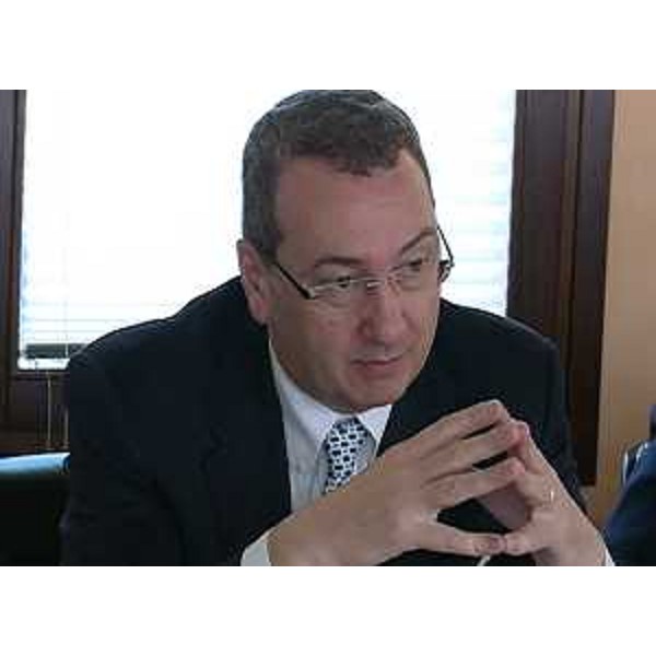 Sergio Bolzonello (Vicepresidente FVG e assessore regionale Attività produttive, Commercio, Cooperazione, Risorse agricole e forestali) alla riunione sullo stabilimento dell'Ideal Standard di Orcenico di Zoppola (PN) - Pordenone 09/04/2014