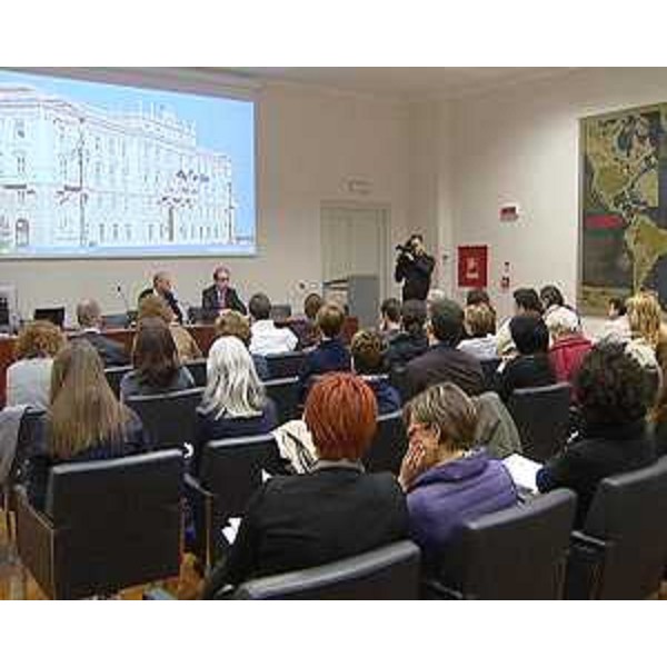 Gianni Torrenti (Assessore regionale Cultura e Solidarietà) al convegno "Servizio civile 2.0 - Progettiamo il futuro" - Trieste 11/04/2014